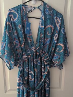 Cupshe Teal and Coral Paisley Floral Cover-Up